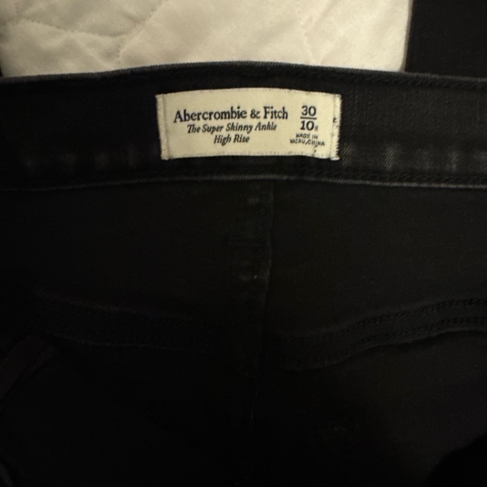 Abercrombie & Fitch Black Skinny Jeans